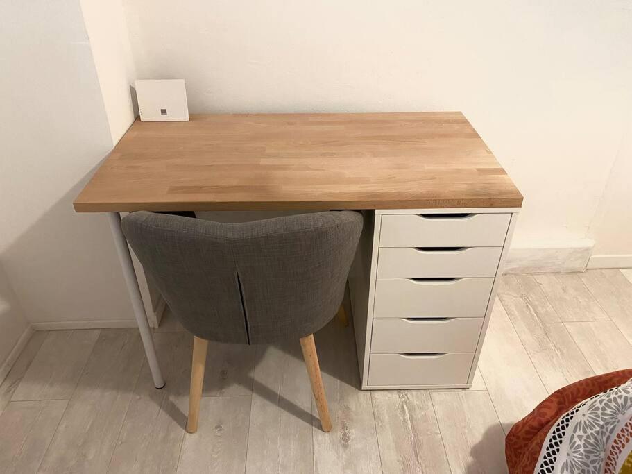 Gite « L'Escapade Cabassoise » Cabasse Extérieur photo